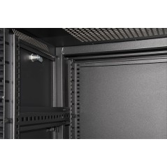 ARMADIO RACK 19" 27U (A)1388 (L)600 (P)600 COLORE NERO PORTA VETRO