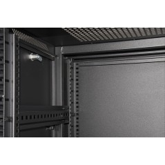 ARMADIO RACK 19 27U (A)1388 (L)600 (P)600 COLORE NERO PORTA METALLO TRAFORATA