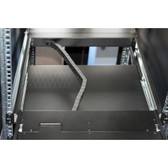 CONSOLE TFT 19" PER RACK 19 CON SWITCH KVM 8 PORTE CAT 5 TASTIERA ITALIANA