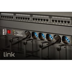 MULTIPRESA DA RACK 19" 6 PRESE UNIVERSALI CON INTERRUTTORE SPINA ITALIANA 16A E INTERRUTTORE CONTRO LE SOVRATENSIONI
