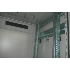 ARMADIO 26 UNITA' LINEA PROFESSIONALE (A)1310 X (L)600) X (P)600 MM. COLORE NERO RAL 9005