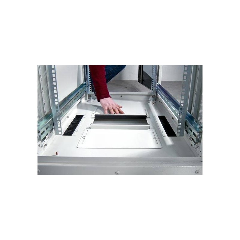 ARMADIO 32 UNITA' LINEA PROFESSIONALE (A)1580 X (L)800 X (P)800 MM. COLORE NERO RAL 9005