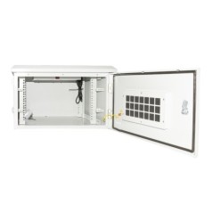 ARMADIO RACK 19 POLLICI 9U PER RETI DA ESTERNO CLASSE PROTEZIONE IP55 MISURE MM (L)600X(P)450X(A)467 GRIGIO CHIARO CON V