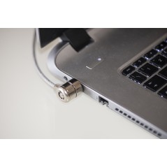 CAVO DI SICUREZZA PER NOTEBOOK CHIUSURA A CHIAVE MT. 1,50