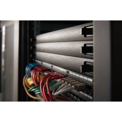 PANNELLO CIECO 1 UNITA' PER ARMADI RACK 19" CON CLIP COLORE NERO