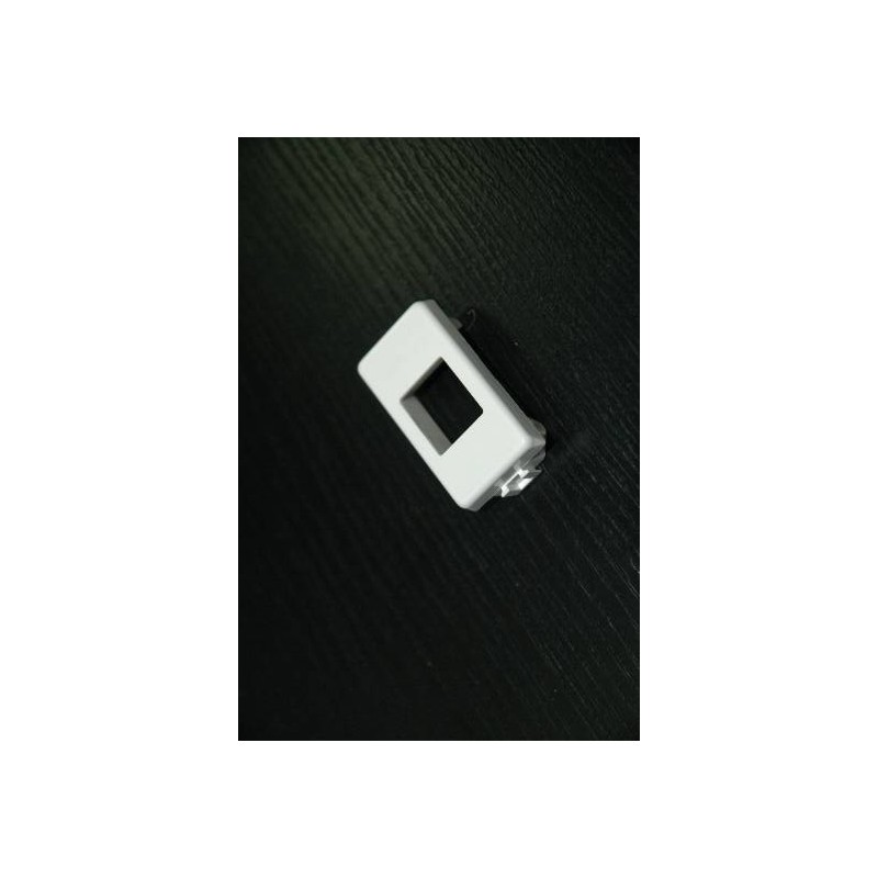 ADATTATORE PORTAFRUTTO BTICINO MATIX BIANCO