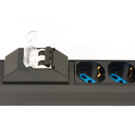 MULTIPRESA ALIMENTAZIONE PER RACK 19" CON 6 PRESE UNIVERSALI TRIPOLARI/SCHUKO MAGNETOTERMICA CAVO MT 3
