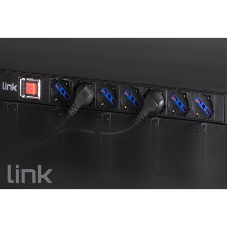 MULTIPRESA DA RACK 19" 7 PRESE UNIVERSALI CON INTERRUTTORE SPINA ITALIANA 16A CAVO MT 3