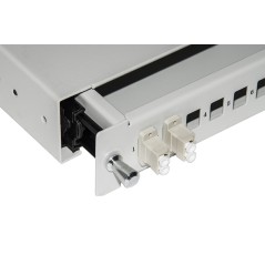 CASSETTO FIBRA OTTICA 24 PORTE PER ADATTATORI LC DUPLEX E SC SIMPLEX 1 UNITA' PER INSTALLAZIONE 19" GRIGIO CON BINARI TELESCOPIC