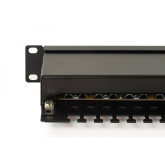 PANNELLO PATCH PER RETI CON 24 PORTE RJ45 CAT 6 SCHERMATO 19" COLORE NERO
